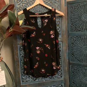 Old navy sleeveless top